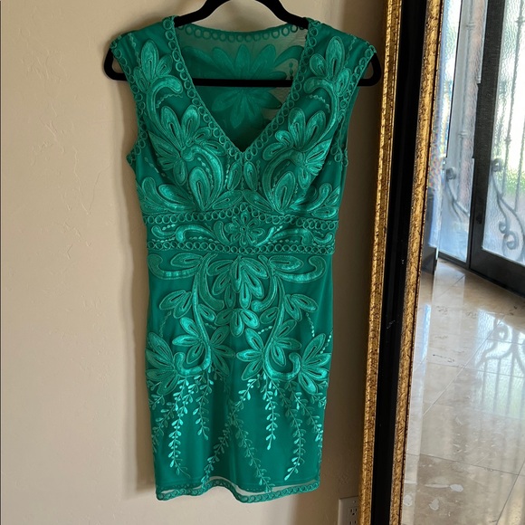 Sue Wong Embroidered Green Sleeveless Dress - Picture 1 of 5